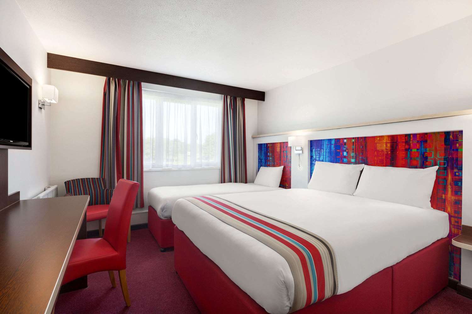 Ramada by Wyndham Milton Keynes 14/47