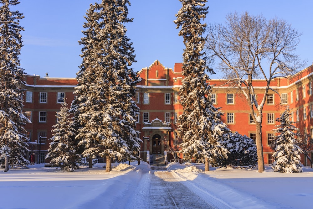 University of Alberta - Guest Accommodation 41/45