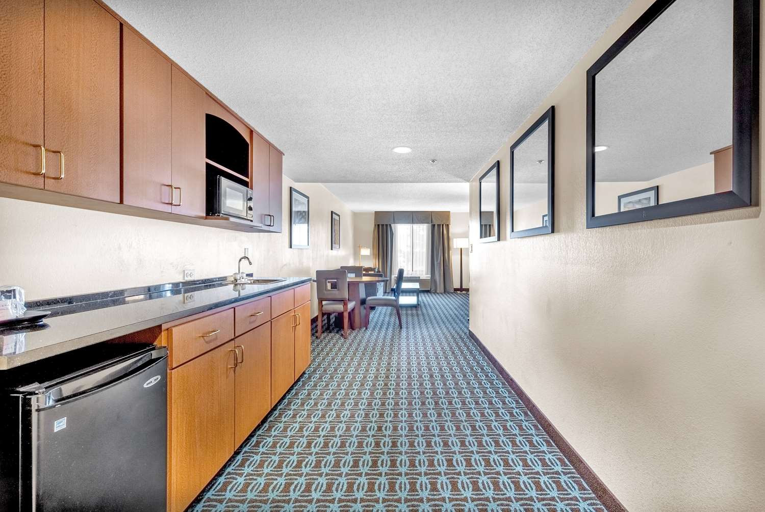 Wingate by Wyndham Schaumburg / Convention Center 14/72