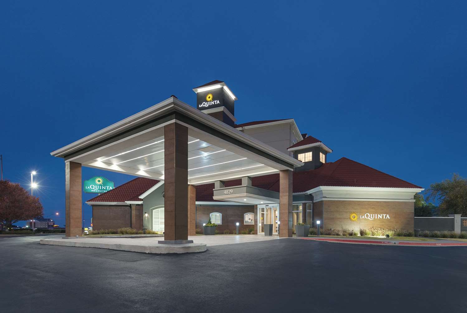La Quinta Inn Suites Oklahoma City Nw Expwy 4/47