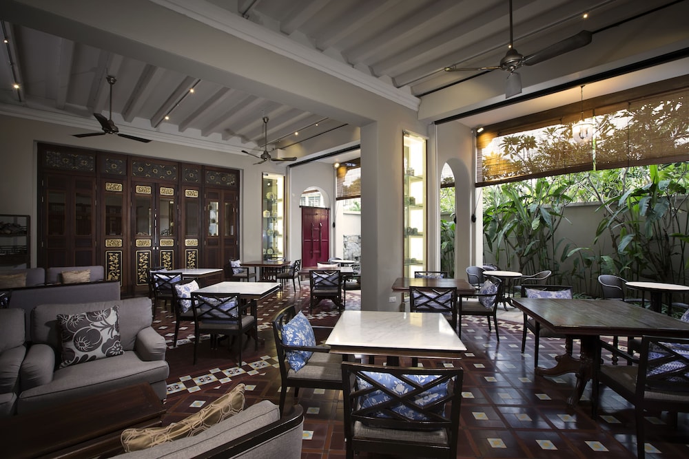 Seven Terraces Hotel 42/51