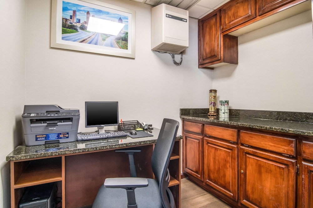 Quality Inn Suwanee I-85 35/39