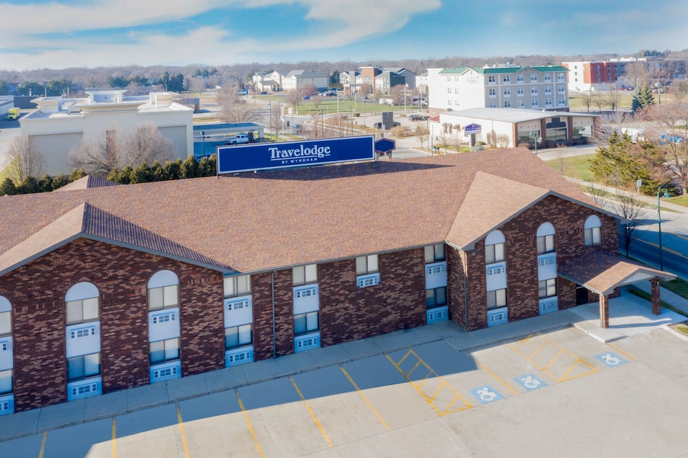 Travelodge by Wyndham Elkhart 52/54