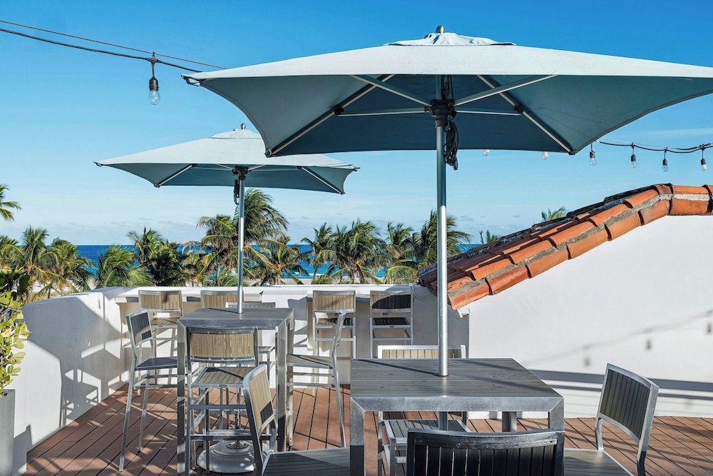 MARRIOTT VACATION CLUB PULSE, SOUTH BEACH 52/62
