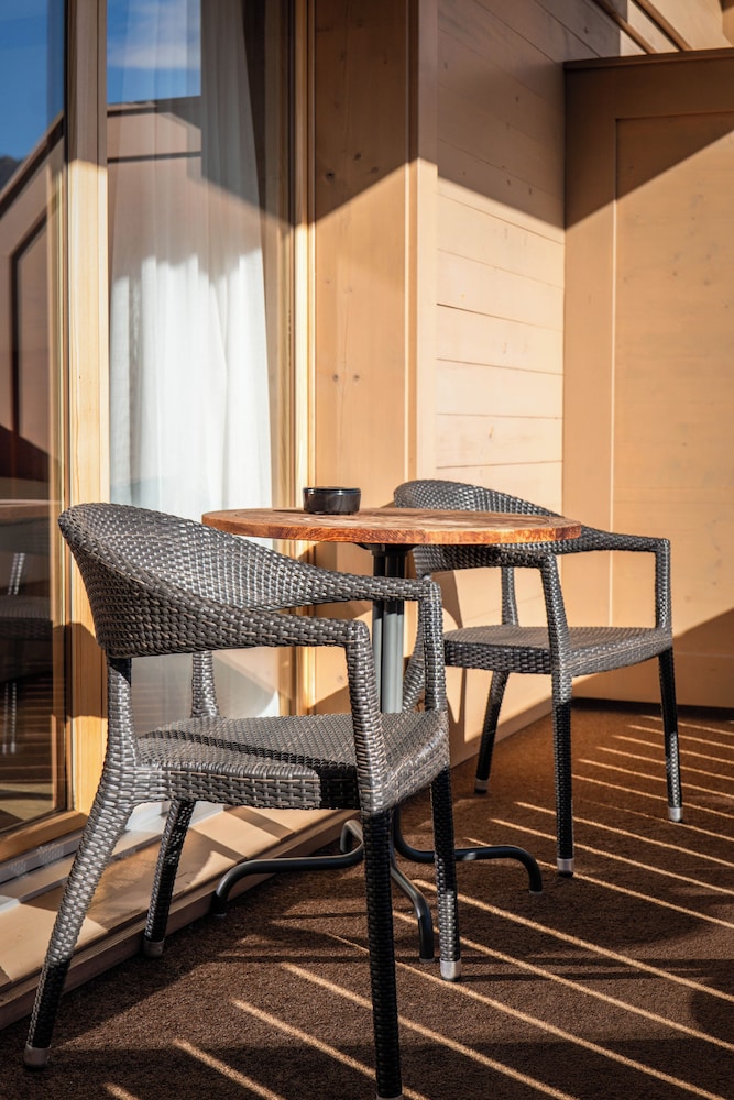 Hotel Spitzhorn 36/50