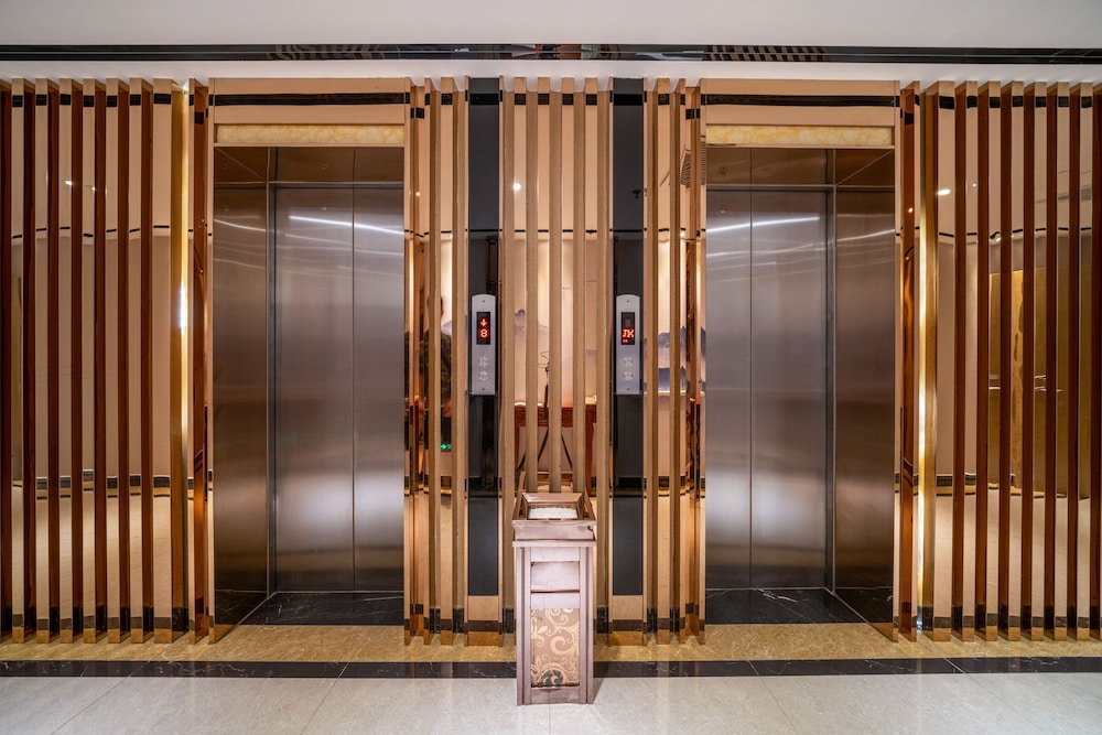 GUANGZHOU BOYI HOTEL 26/50