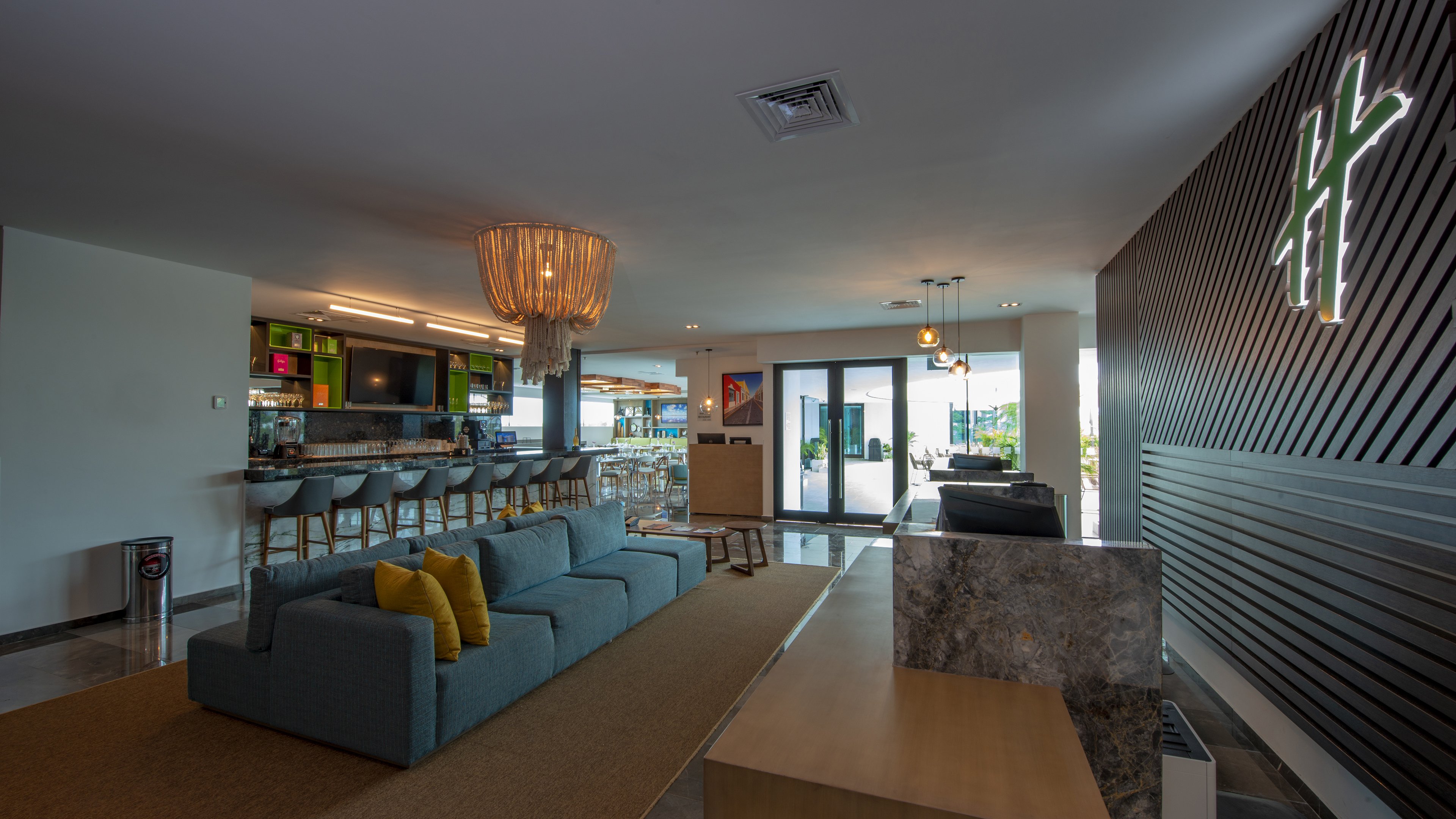 Holiday Inn and Suites Merida La Isla 15/34