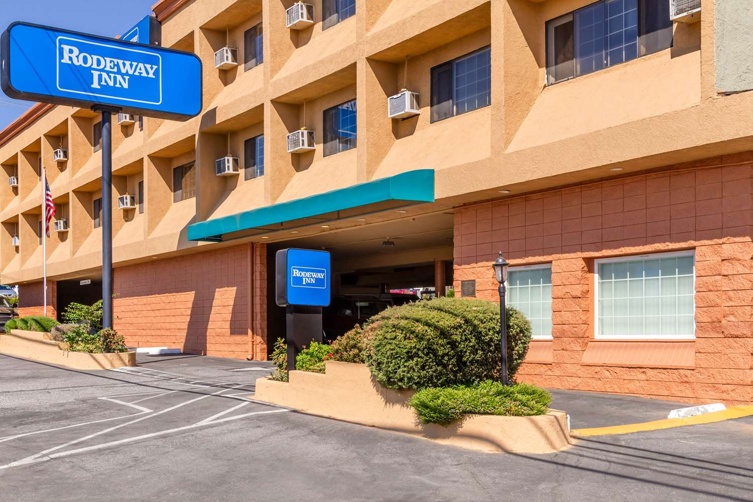 Rodeway Inn Auburn, CA 2/41