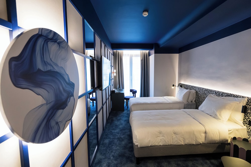 Mercure Bucharest Cantemir 4/26
