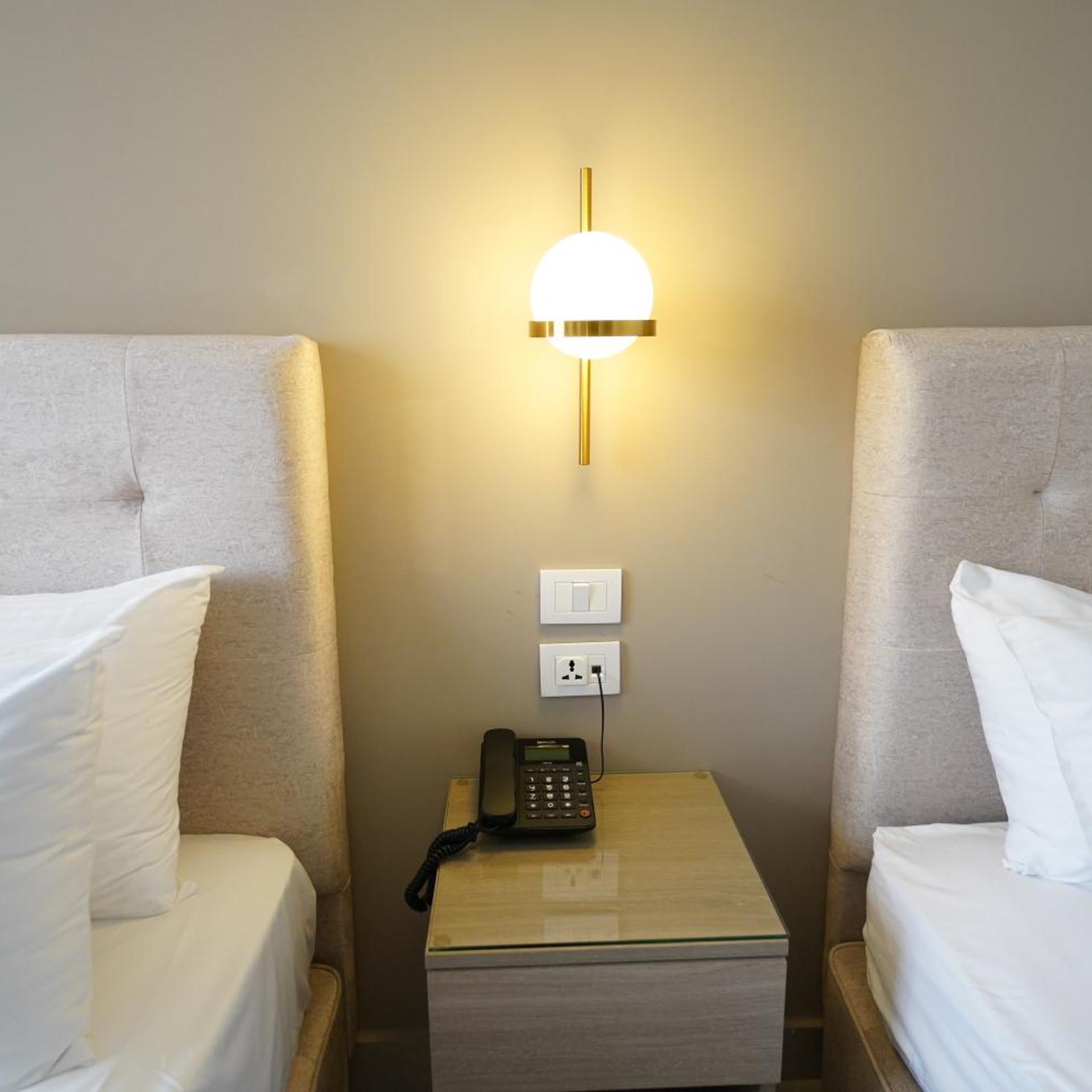 Red Carpet Suites 37/65