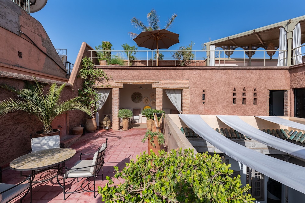 Riad Altair 2/50