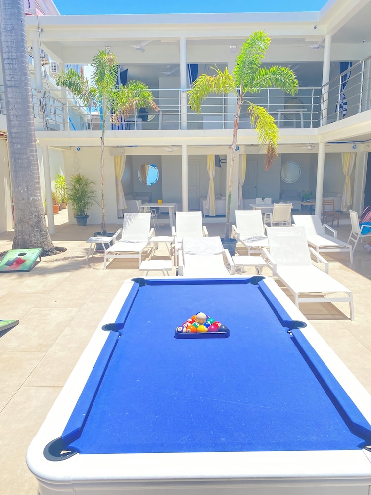 Sea View Beach Hotel 29/50