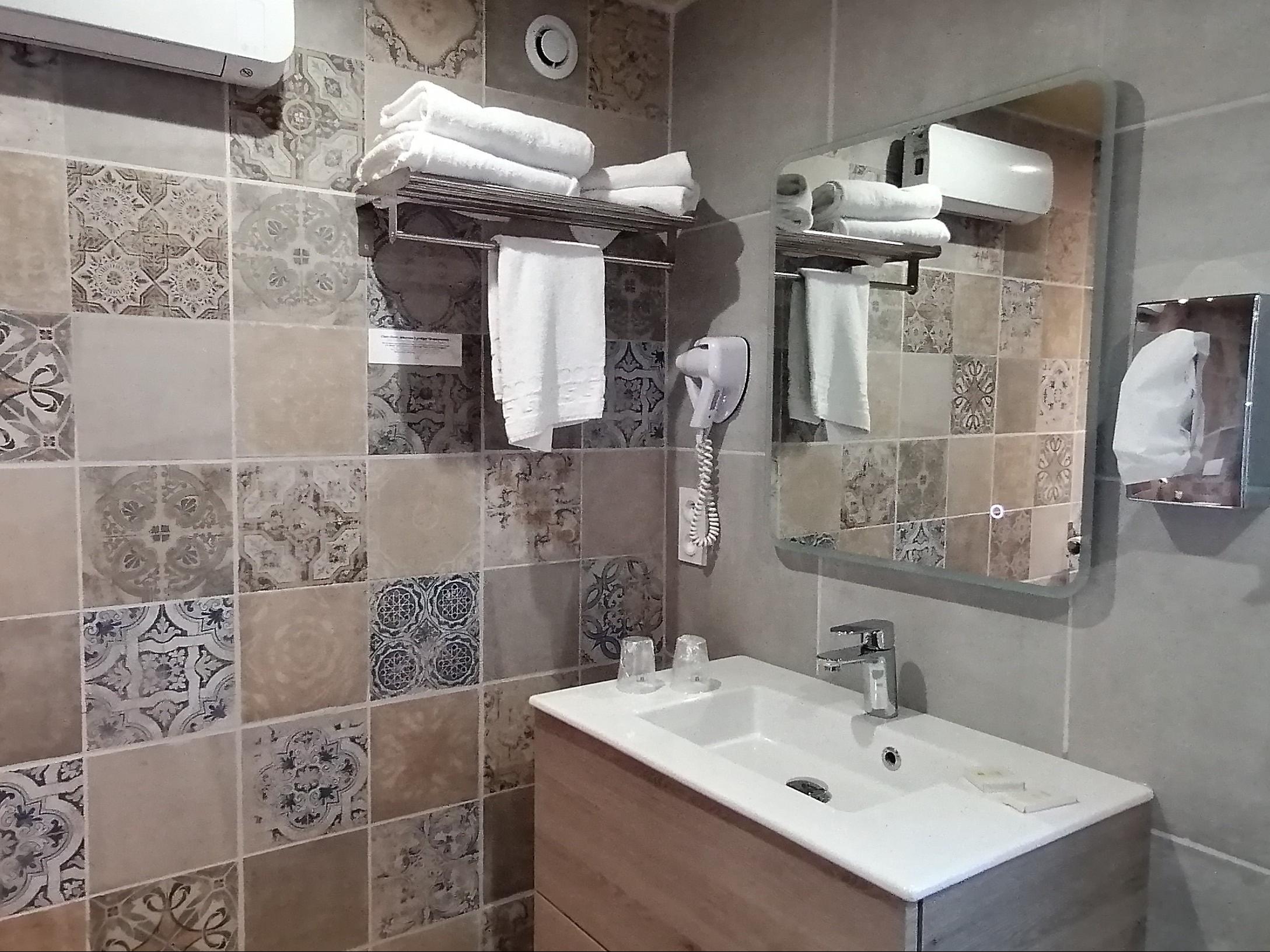 HOTEL PLANTEVIN 27/28