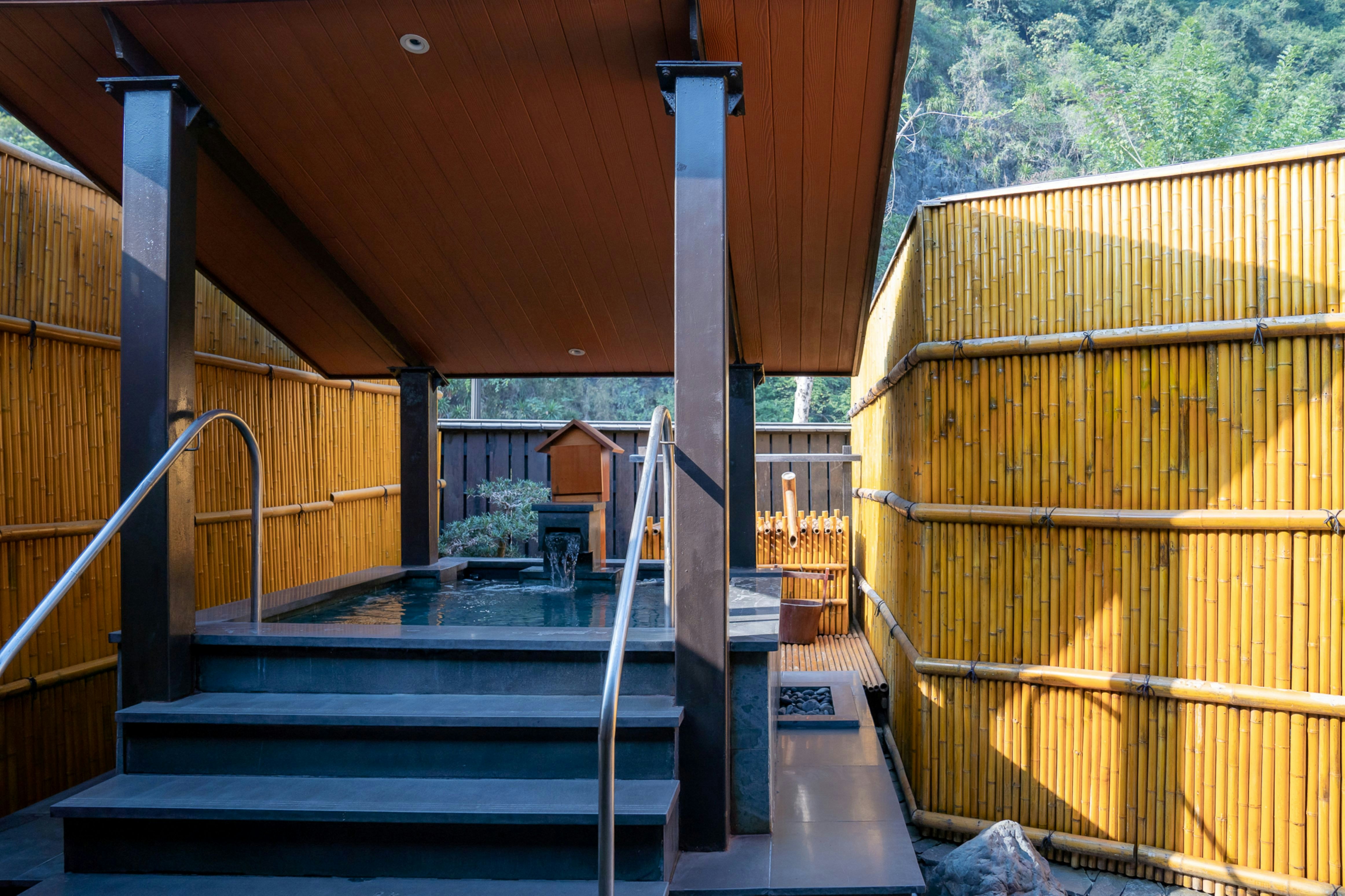 Hilton Quang Hanh Onsen Resort 43/74