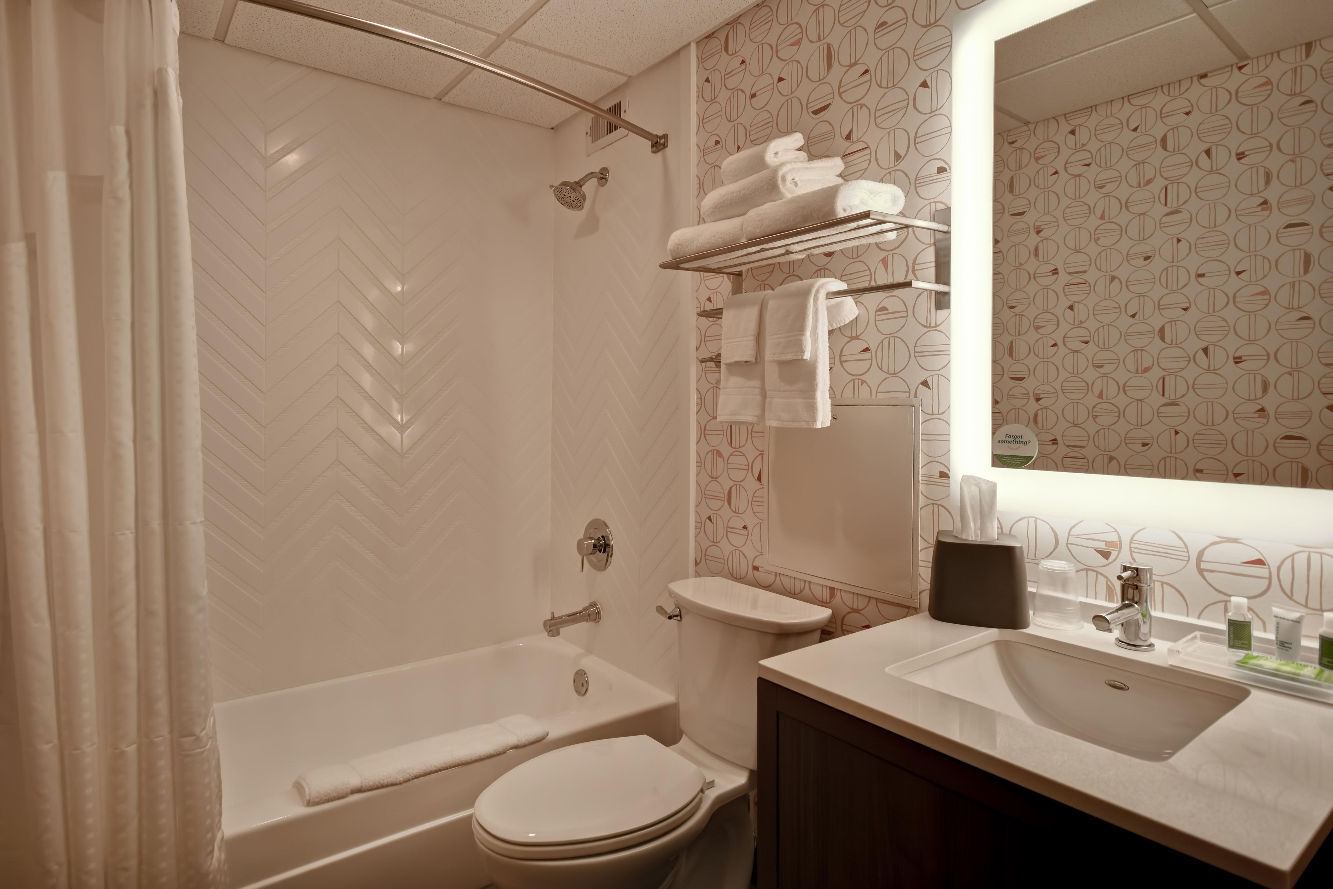 غرفة بسرير كينج، Holiday Inn Lancaster 3/5