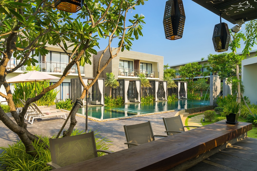 Metta Villa & Spa 39/42