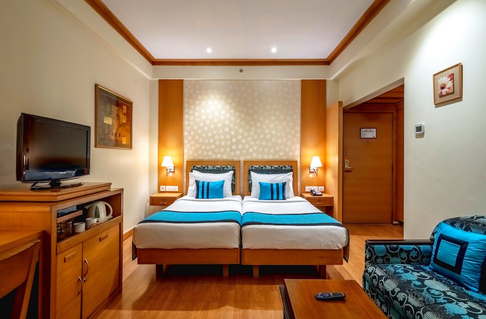 Kenilworth Hotel Kolkata 20/68