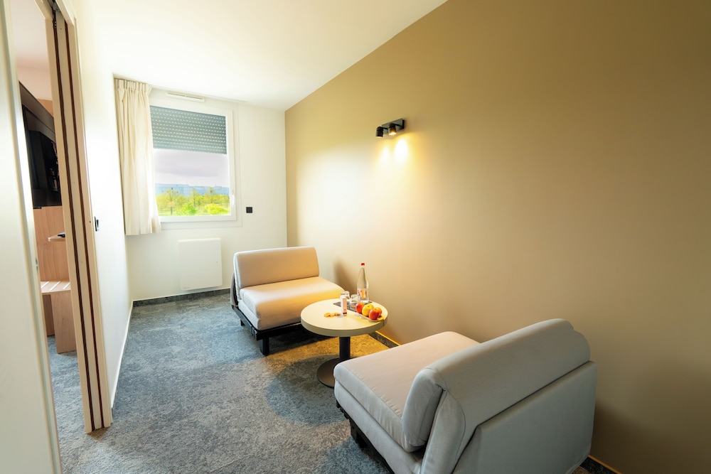 Akena City Reims-Bezannes 23/62
