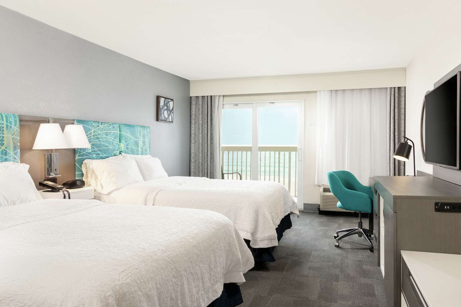 Room, Queen Bed, Ocean Front