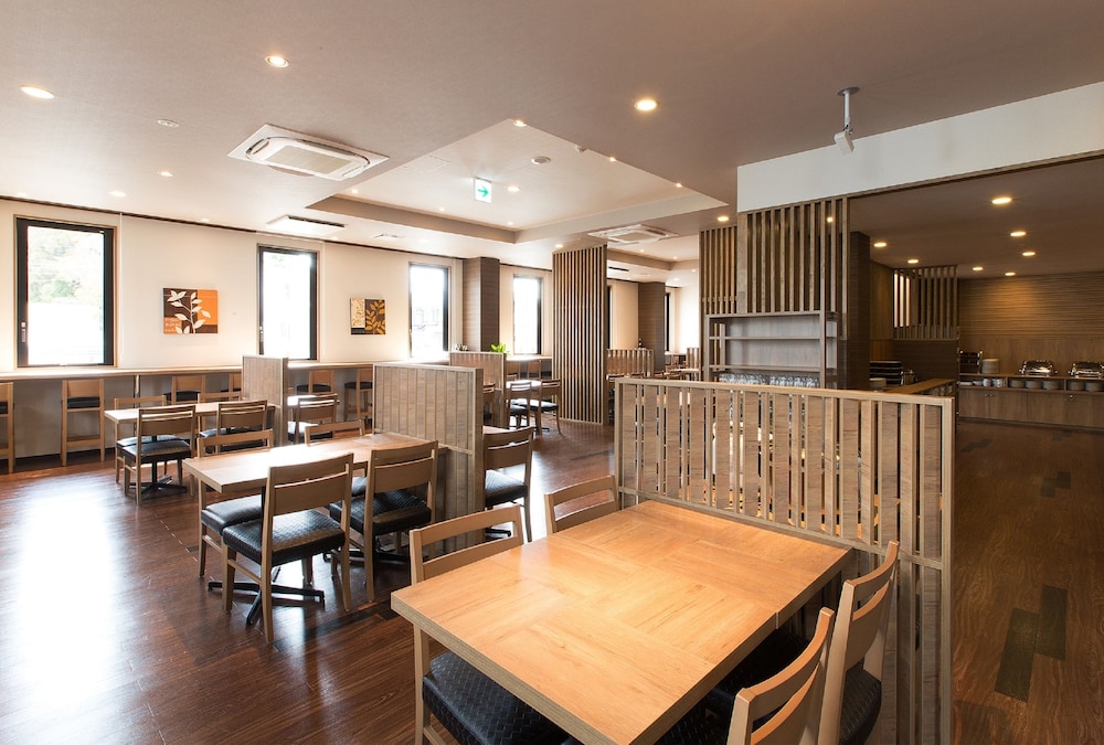 Hotel Route Inn Higashiohmi Yokaichi Ekimae 27/30
