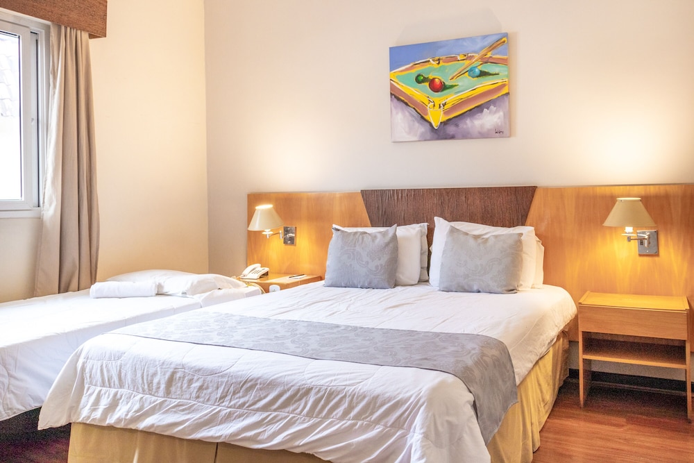 Dexter Hotel 14/54