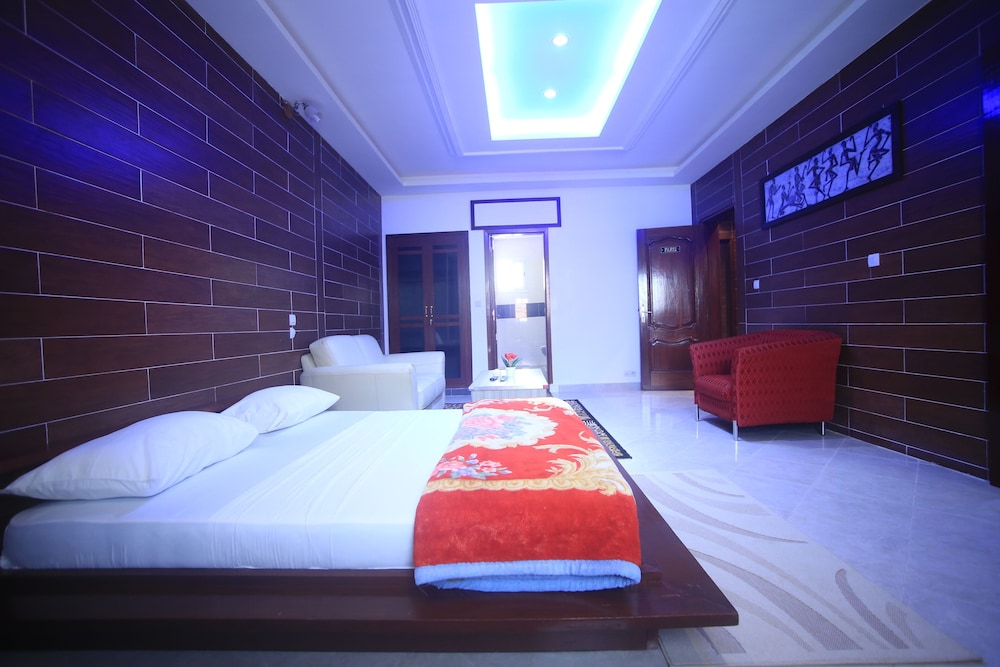 Hotel Les Mamelles 23/49