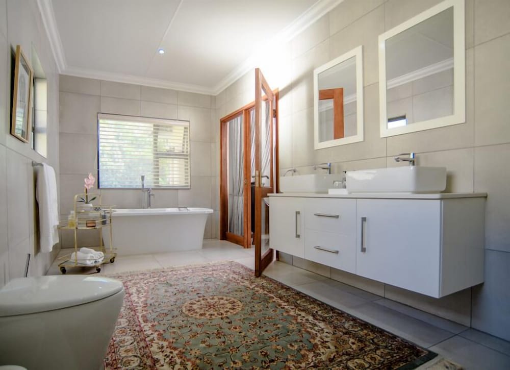 The Reserve Boutique Hotel 2/33