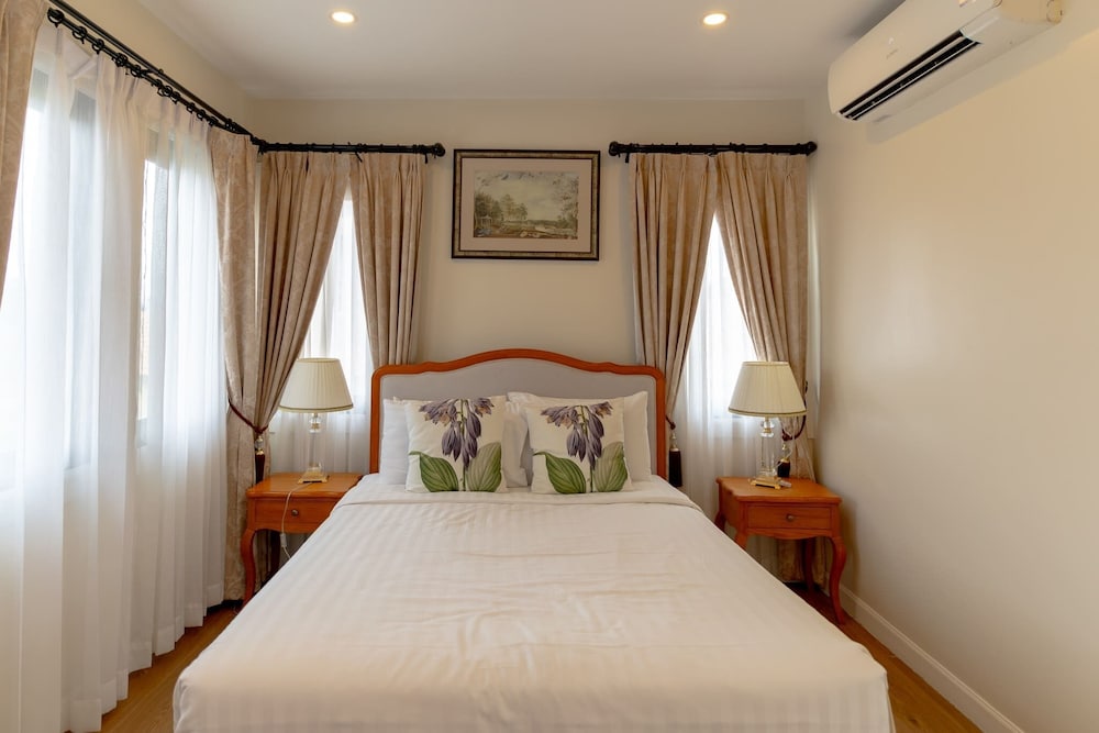 3 Bedrooms, Pool, Villa, 1 King and 2 Queen Beds