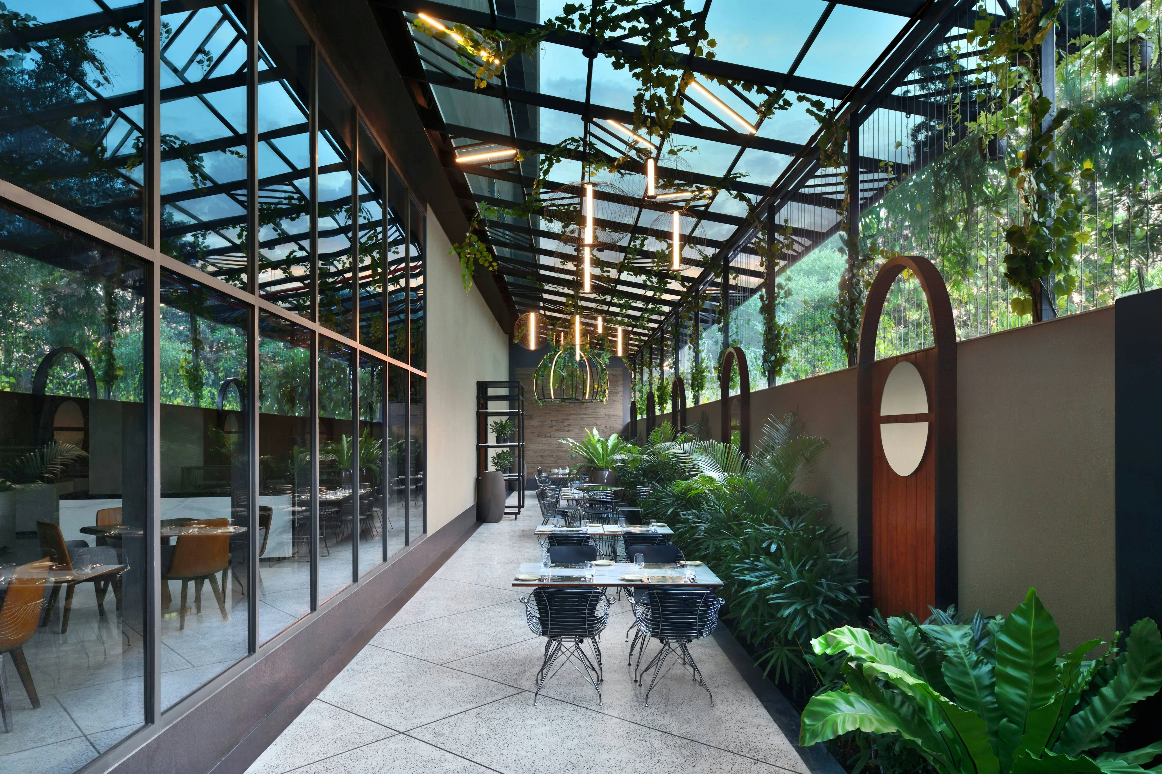 Courtyard by Marriott Nashik 3/17