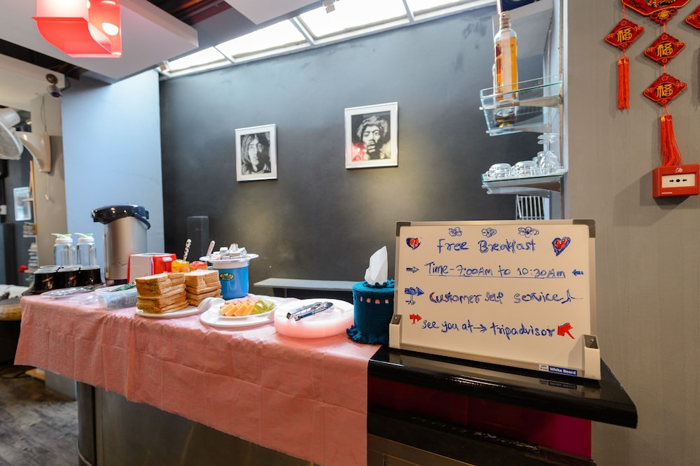 CheQinn Hostel Sukhumvit 4 8/65