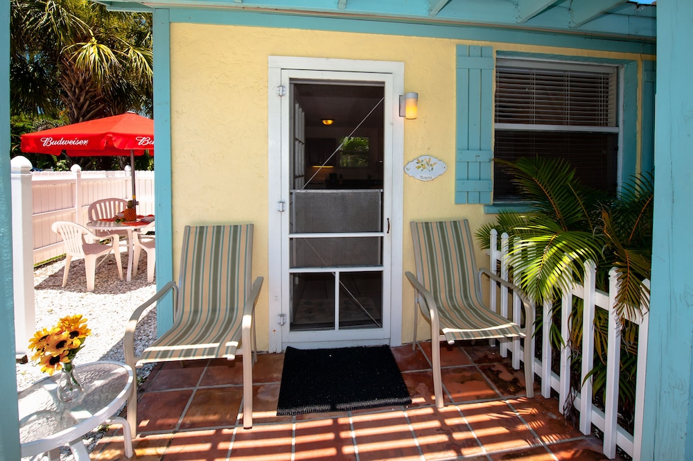Cedar Cove Resort & Cottages 10/78