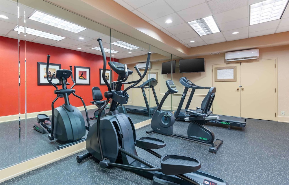 Extended Stay America - Atlanta - Gwinnett Place 16/42