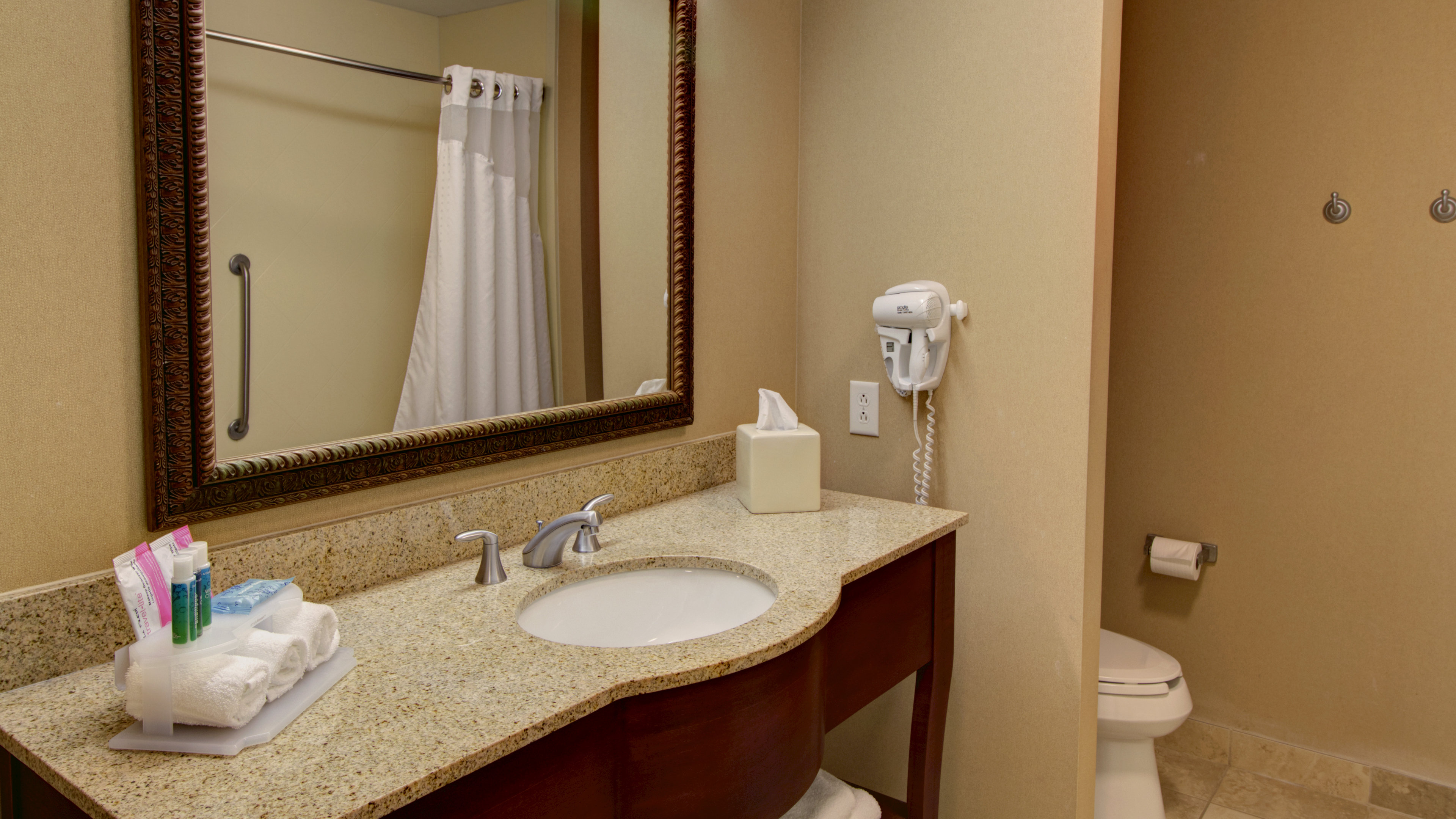 Holiday Inn Express Hotel Suites Sioux City Southern Hills 50/50