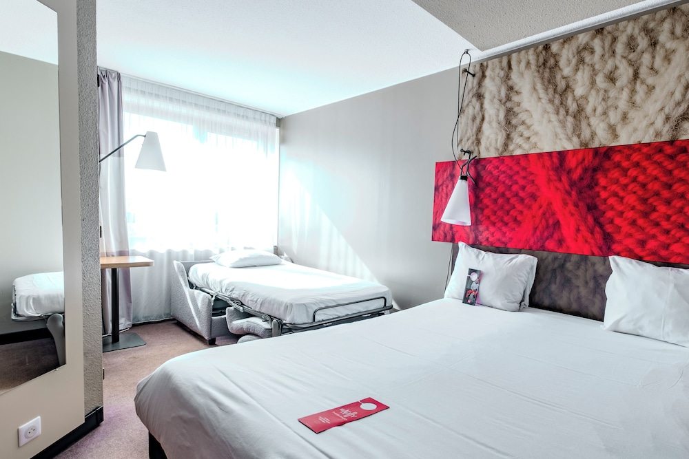 Ibis Marne La Vallee Champs 19/57