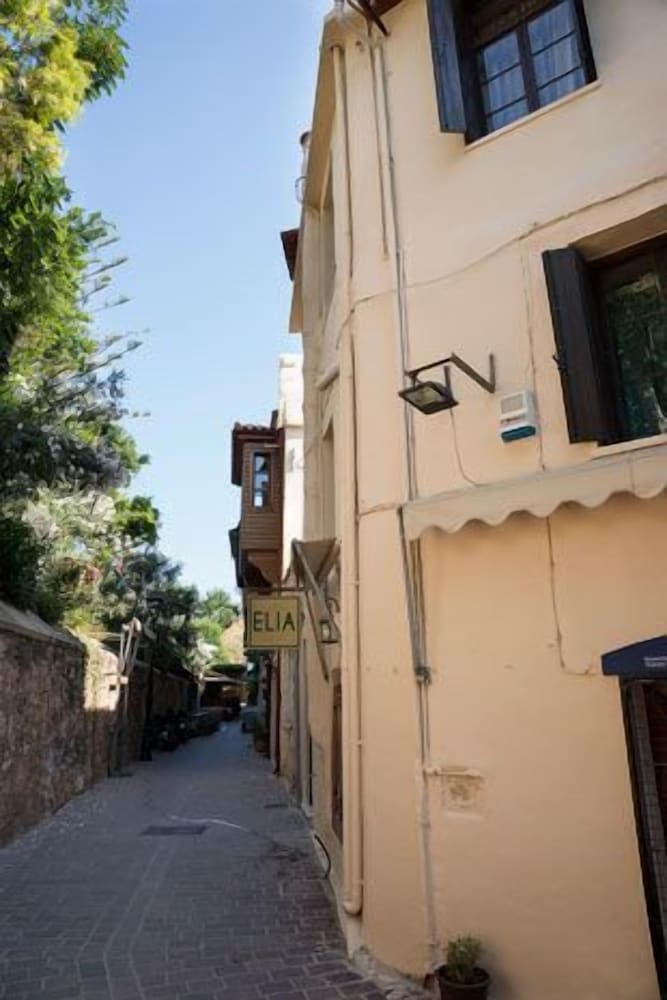 Elia Portou Rooms 4/33
