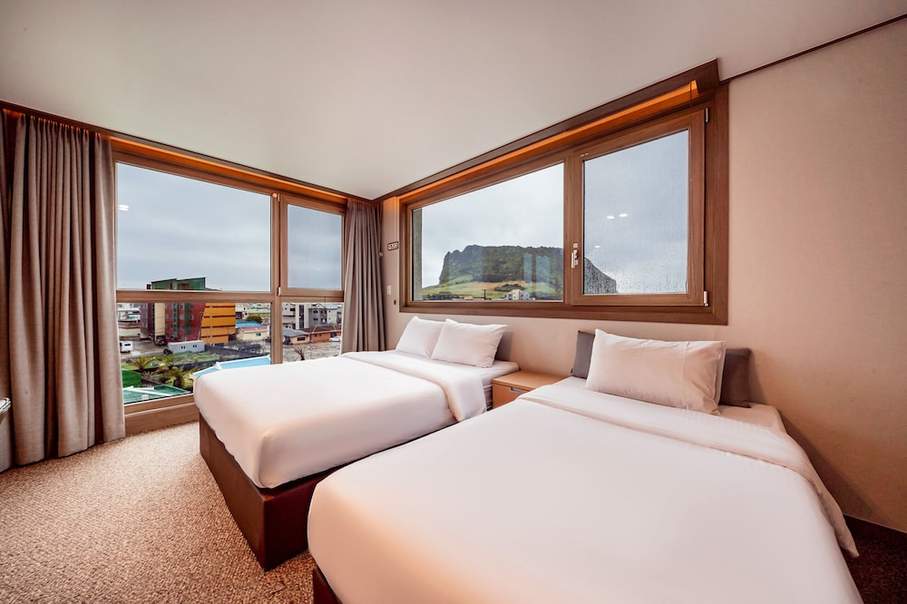 Sunrise Hotel Sungsan 27/62