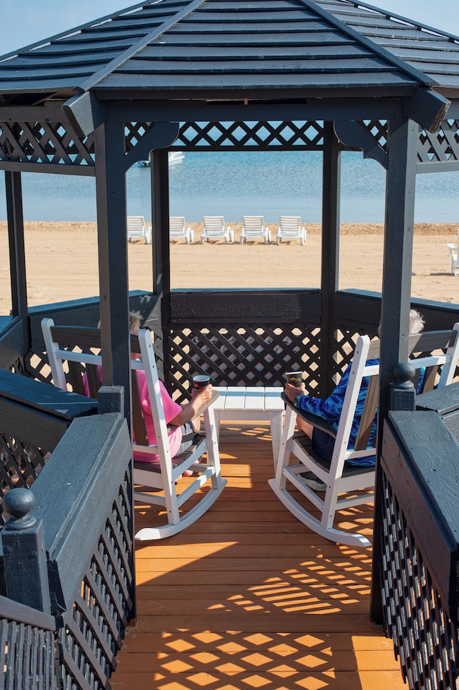 The Beach Haus Resort 23/50
