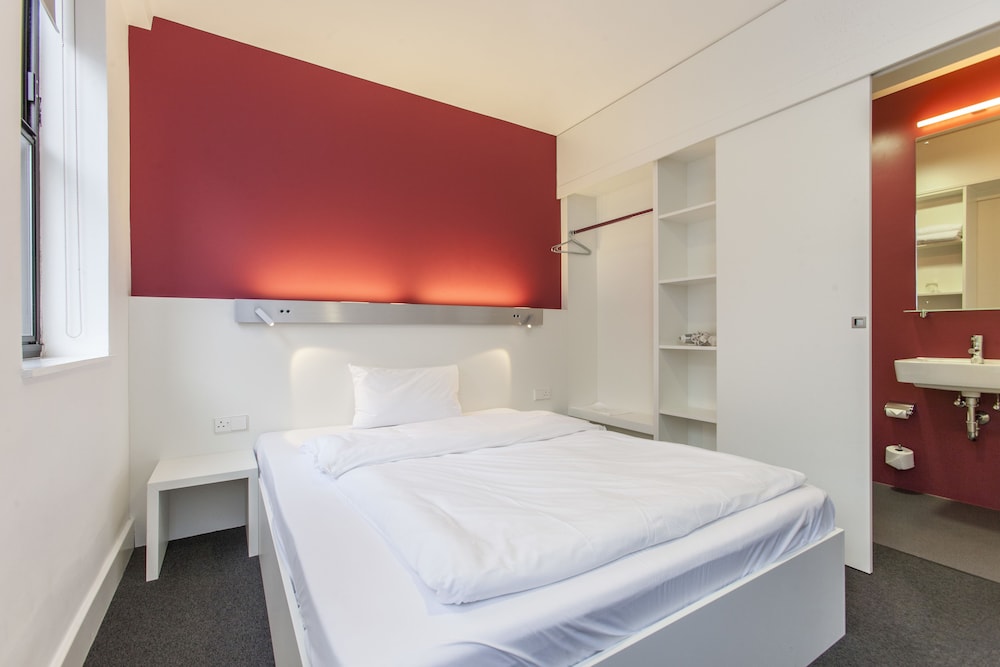 Mk Hotel London 17/62
