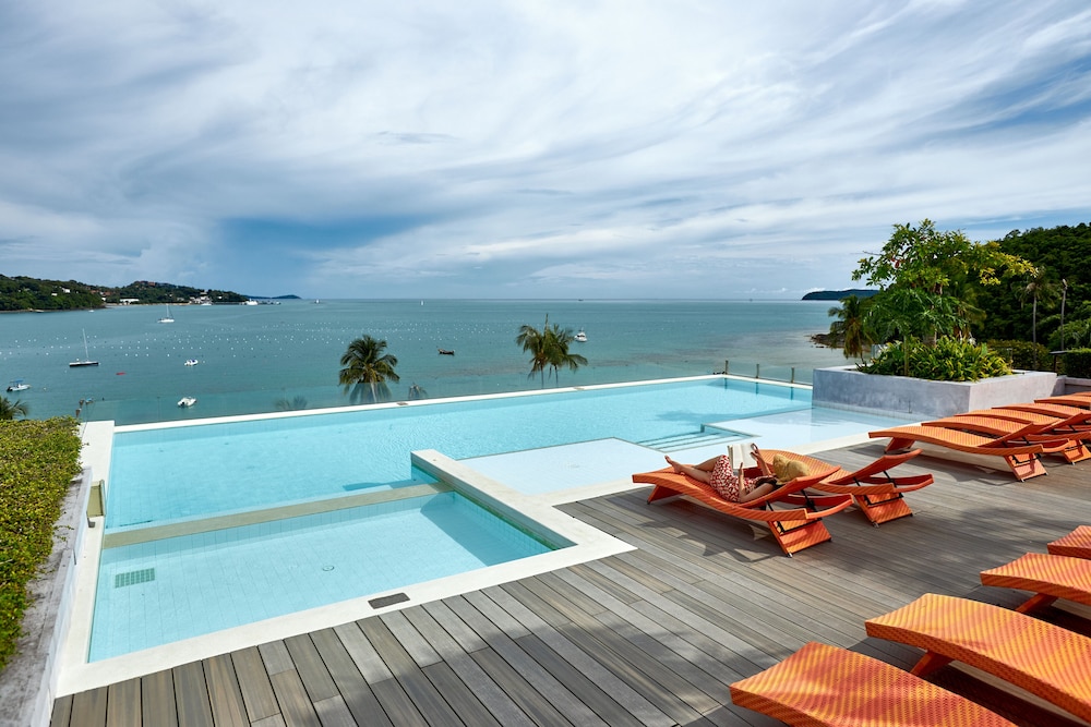 Bandara Beach Resort, Phuket 38/74