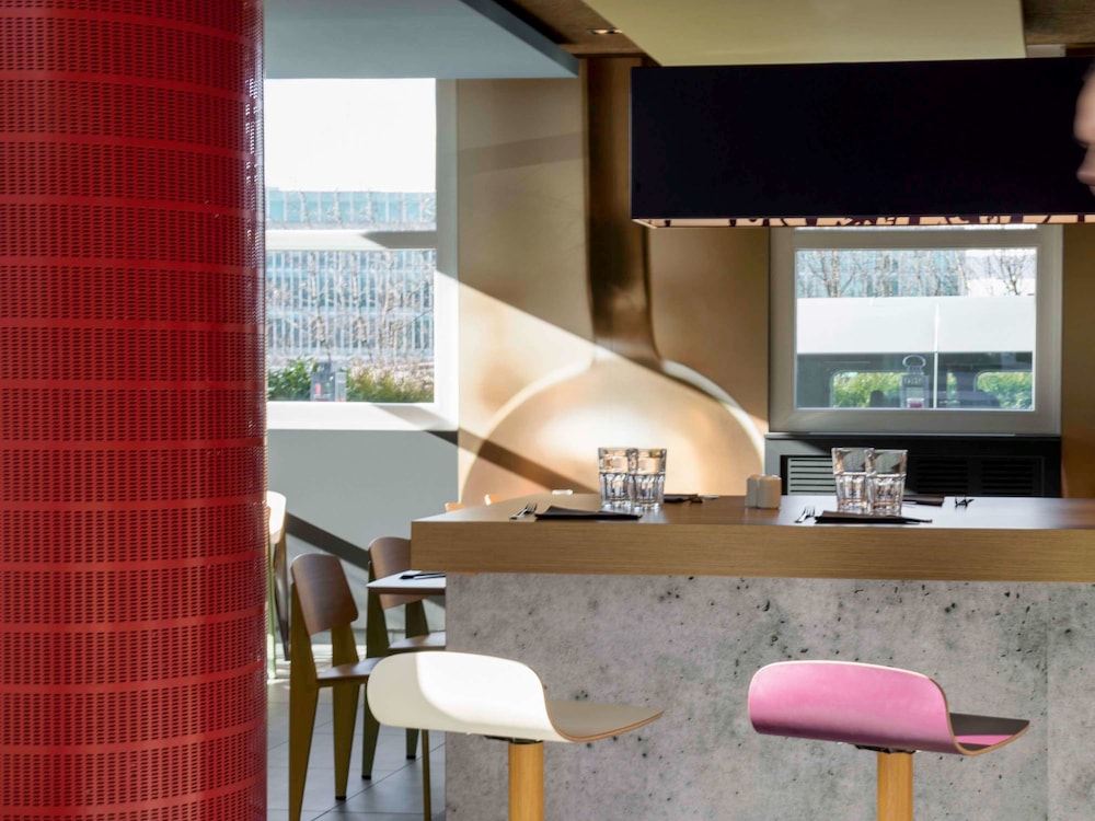 IBIS GENEVE AEROPORT 47/66