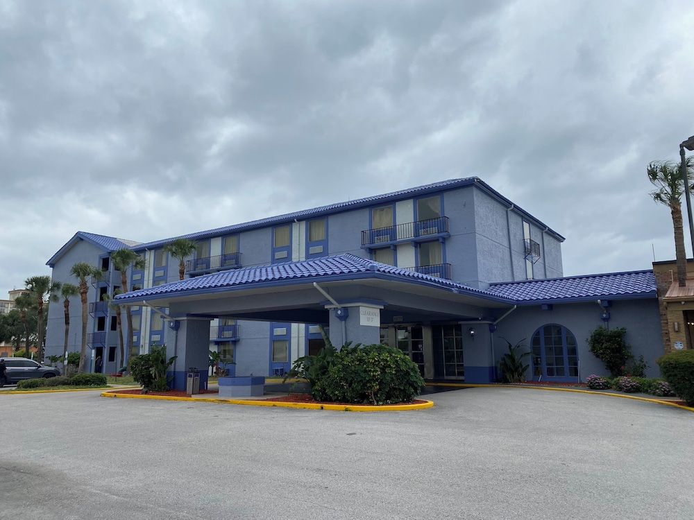 Orlando Movieland Hotel 3/57