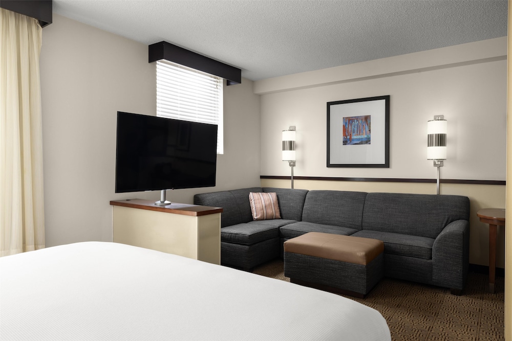 Hyatt Place Memphis/Germantown 14/64