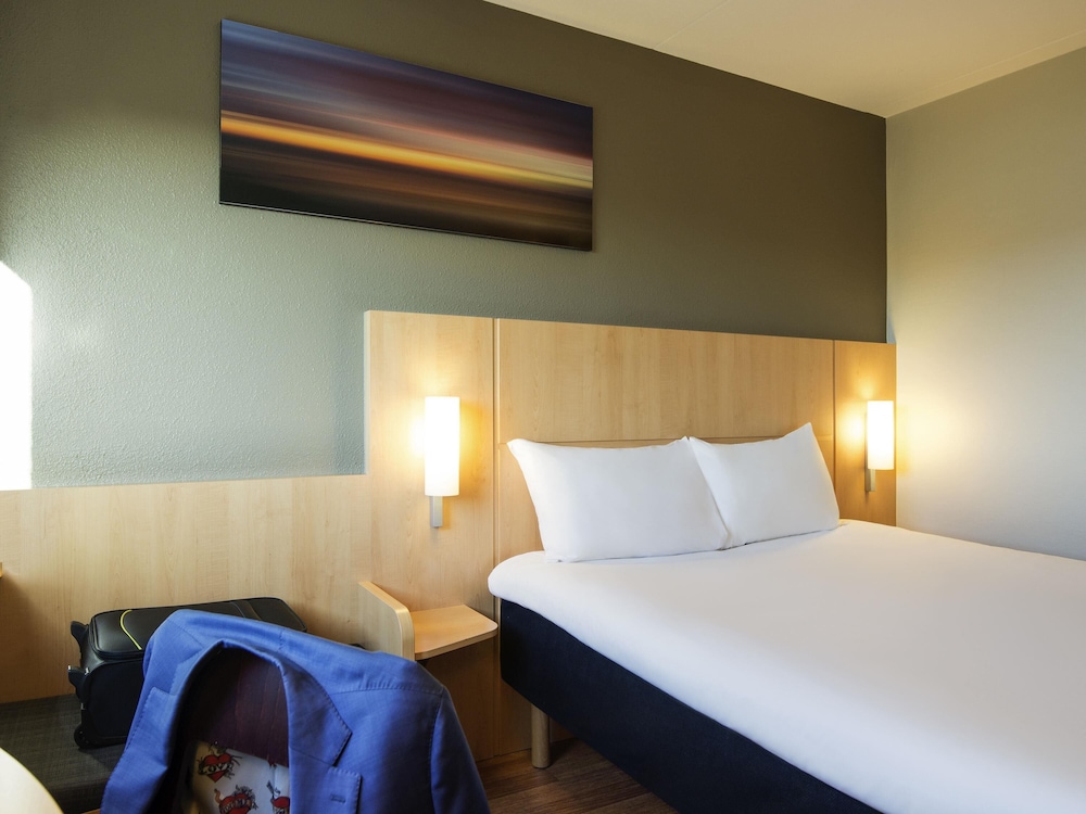 IBIS UTRECHT 17/61
