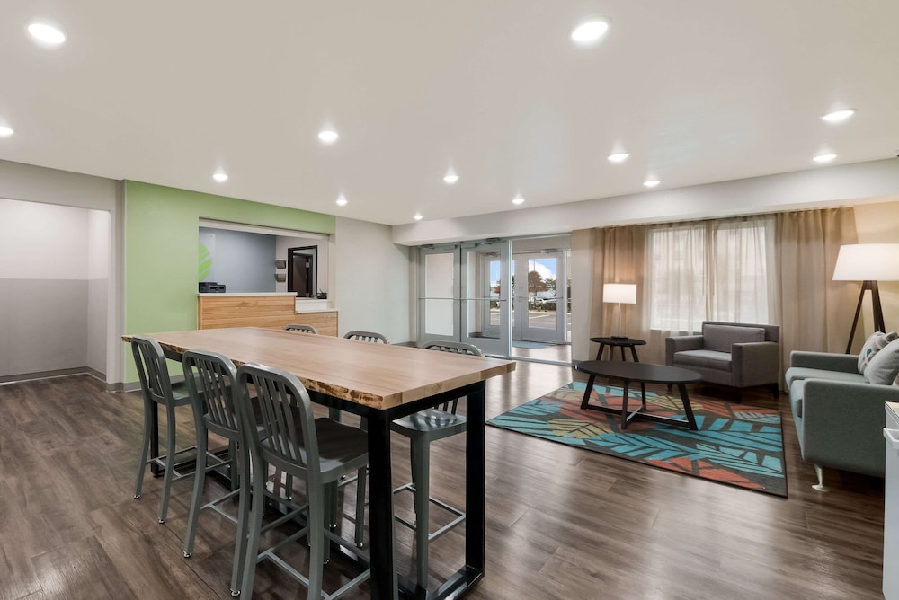 WoodSpring Suites San Antonio UTSA - Medical Center 15/21