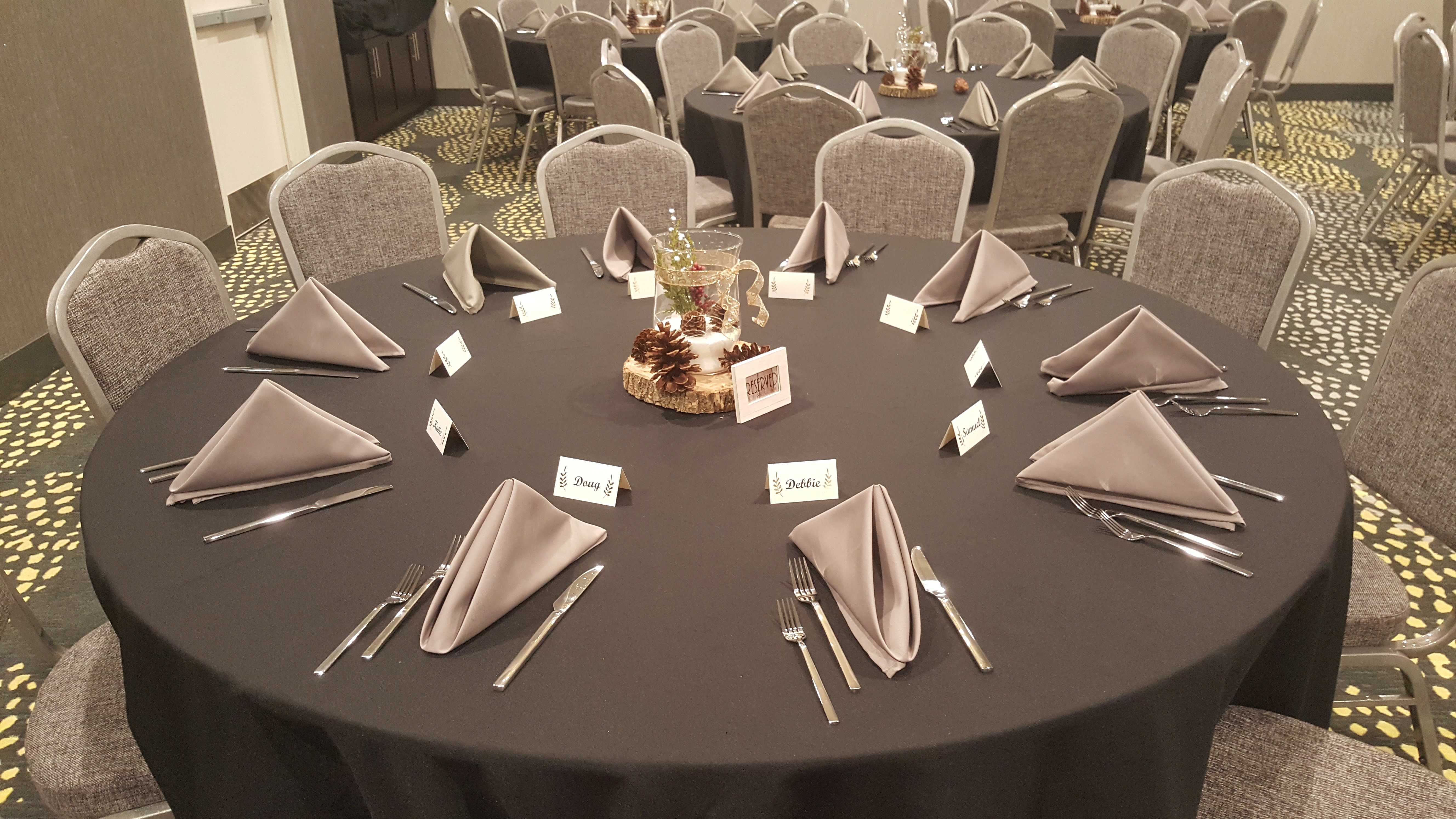 Holiday Inn Hotel Suites Decatur 53/69