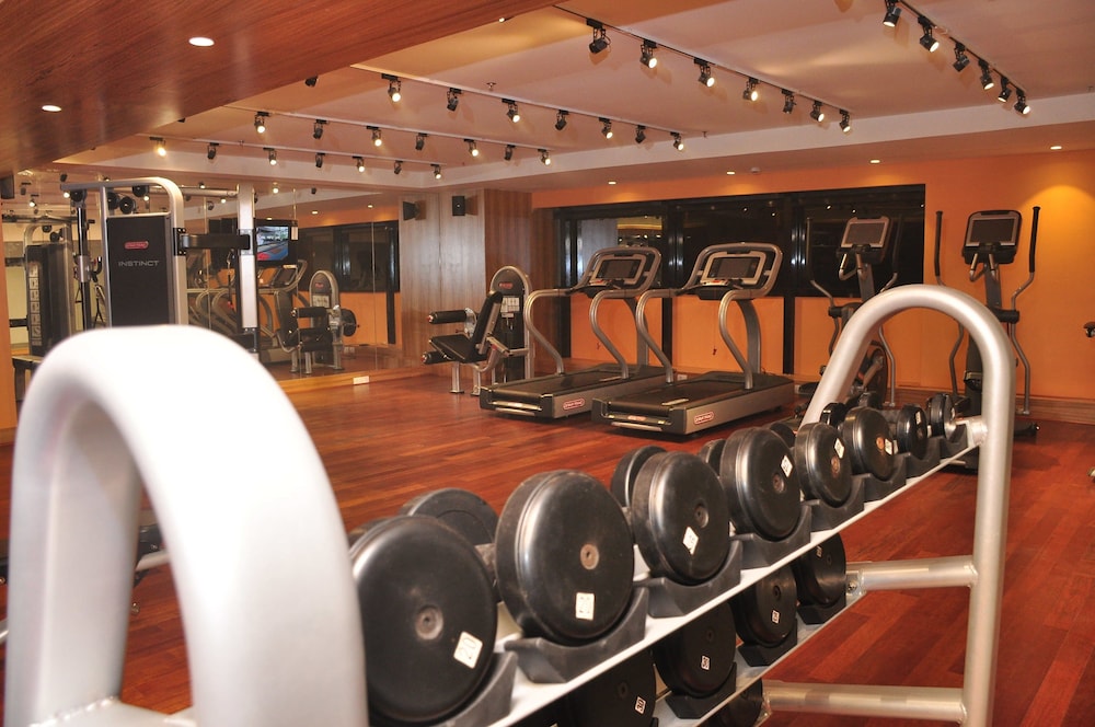 THE RAVIZ CALICUT 24/47