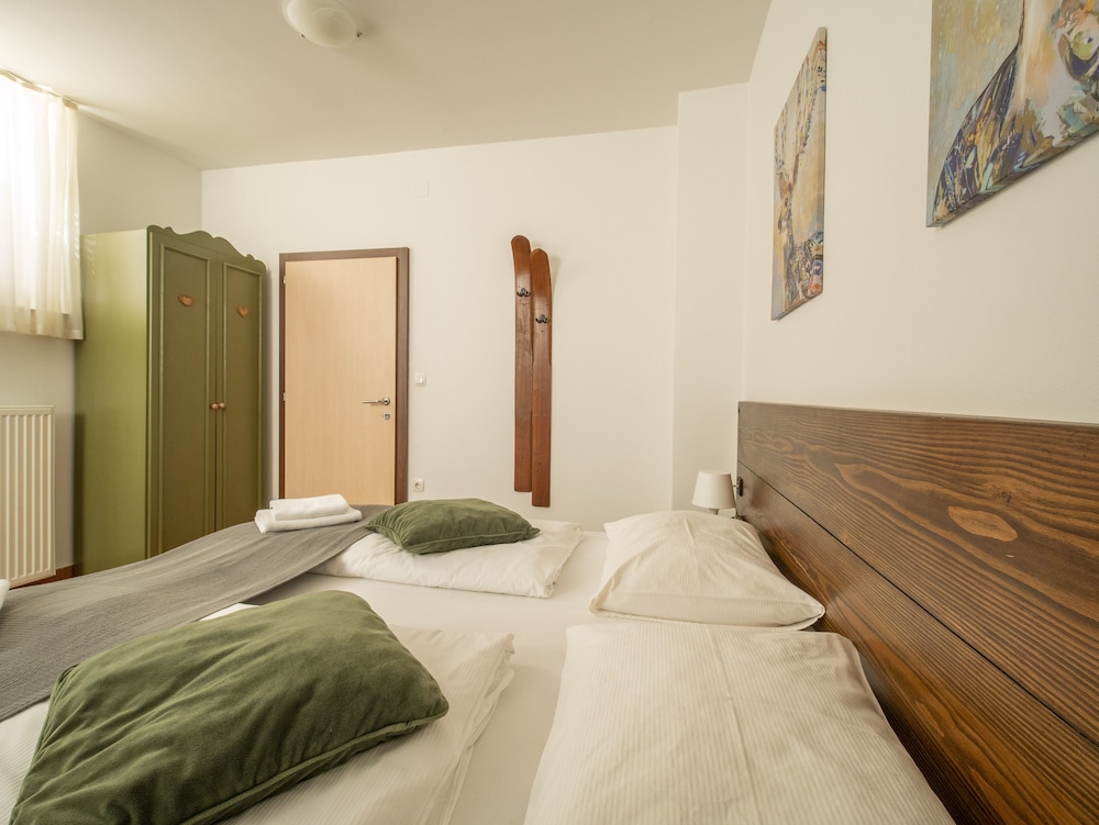 3 Bedrooms, Duplex, Apartment, Twin Beds, Bunk Bed, 3 Queen Beds