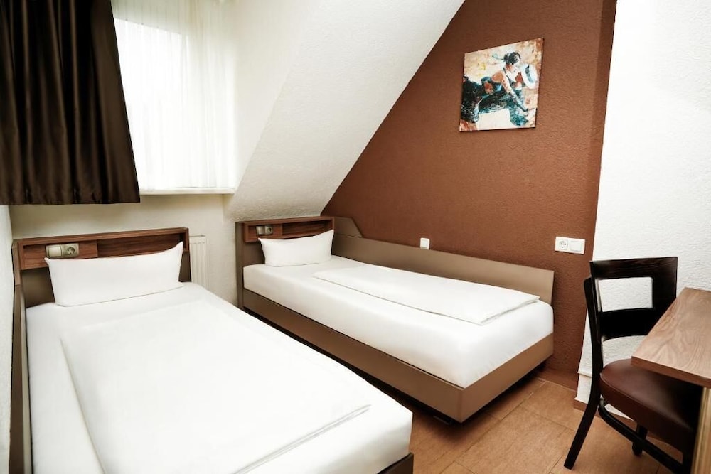 Frohnhauser Hof Hotel 14/42