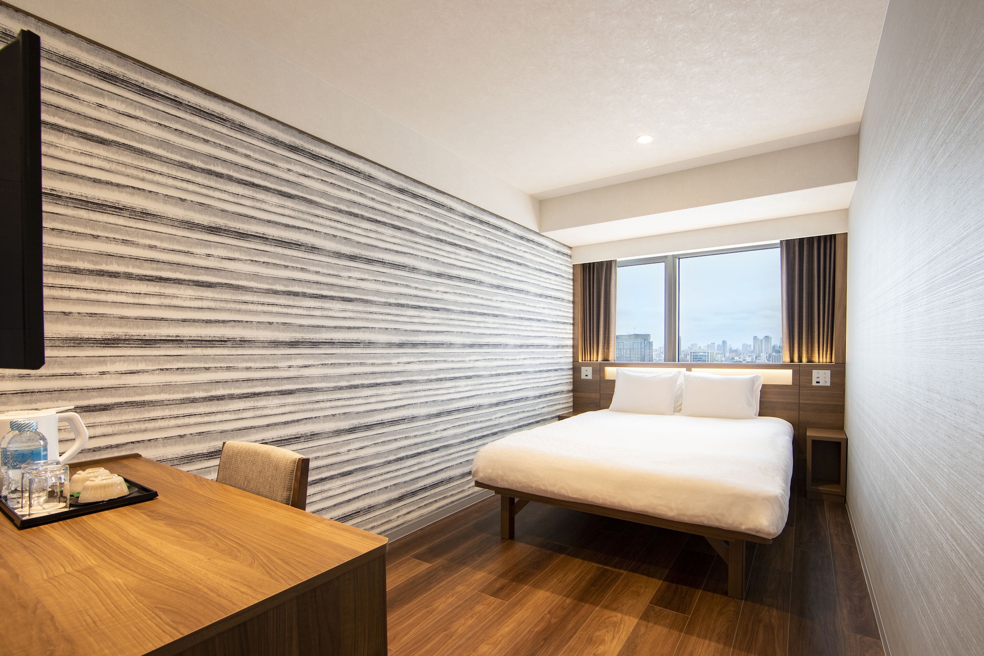 SUPERIOR, DOUBLE BED, HIGH FLOOR