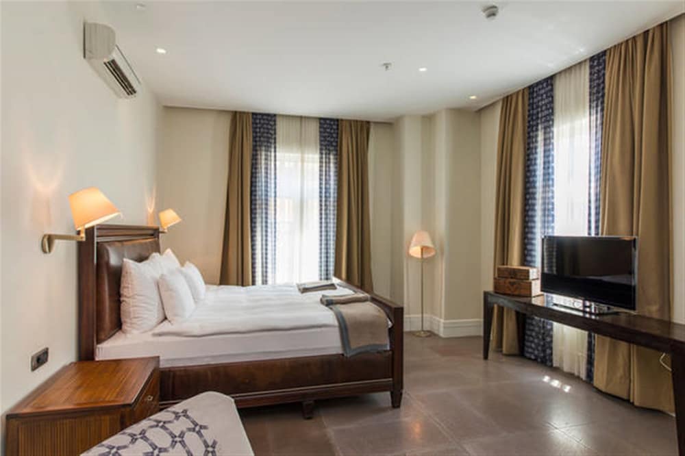 Misafir Suites 8 Istanbul. 24/70